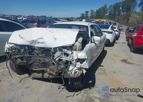 1997 Mercury Grand Marquis Gs z USA, uszkodzony, nr VIN 2MELM74W9VX663034